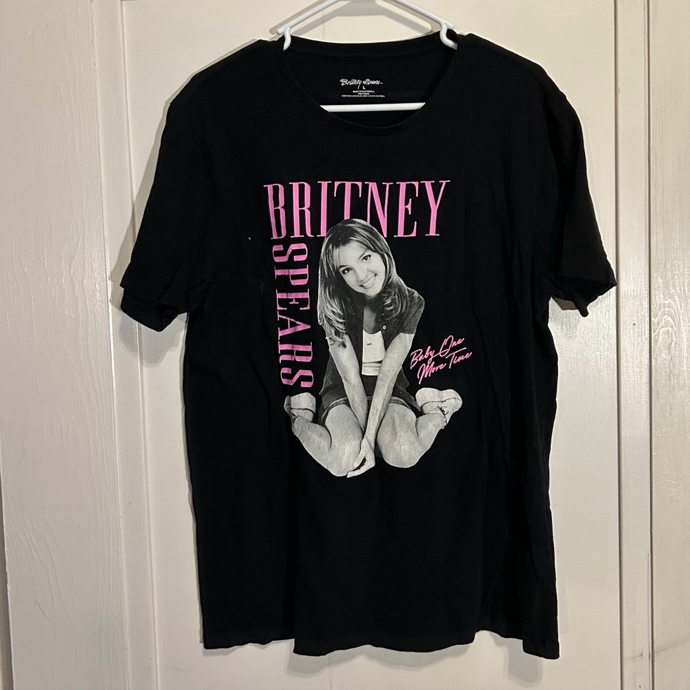 Britney Spears Graphic T-Shirt Size Large